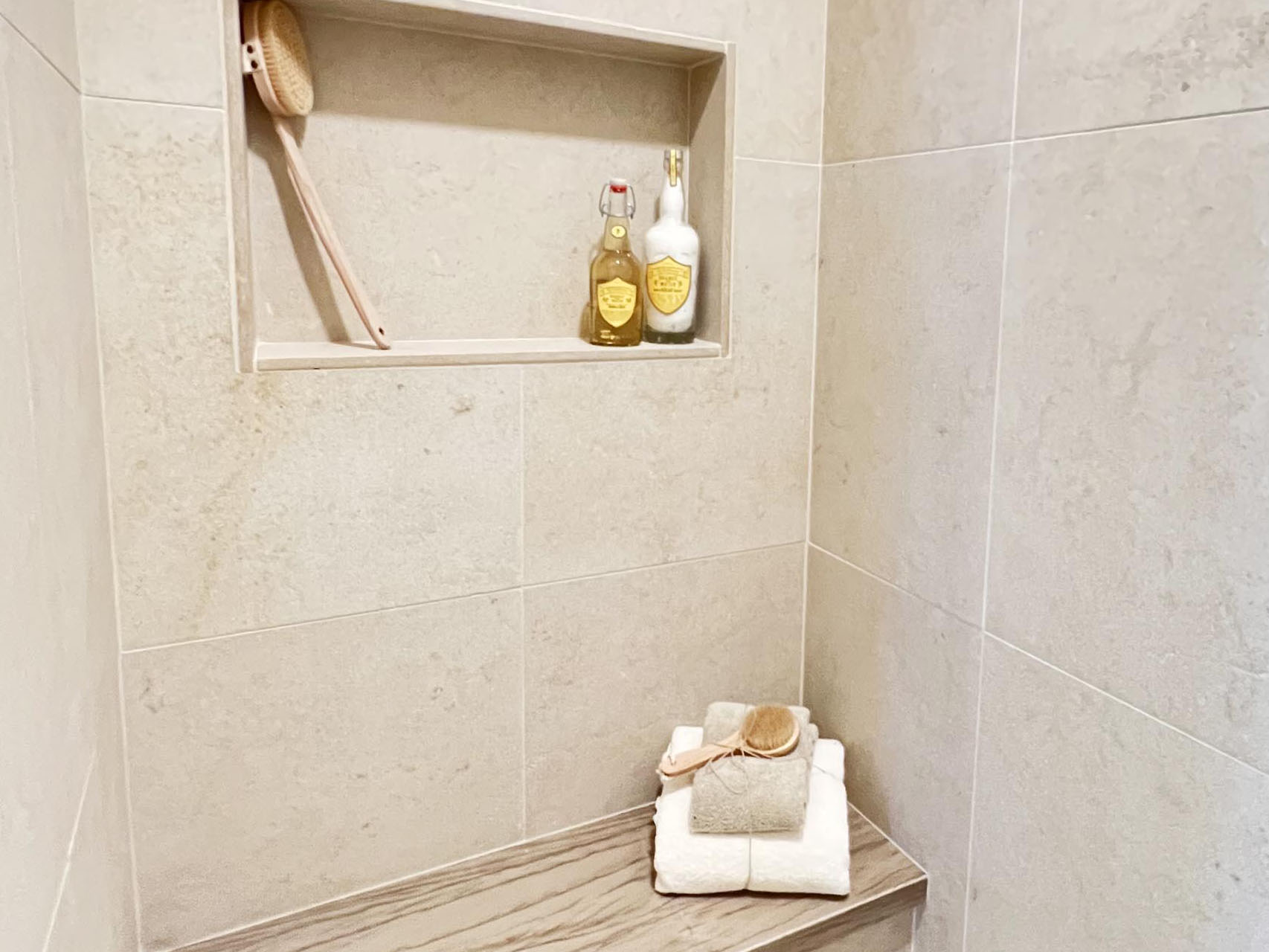 Primary bath